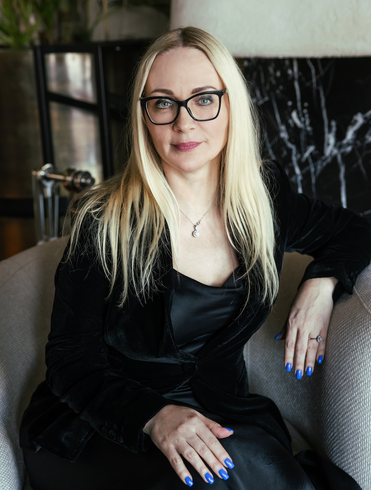 Olga Bobrova Honored Winners at NPBK Effectiveness Awards